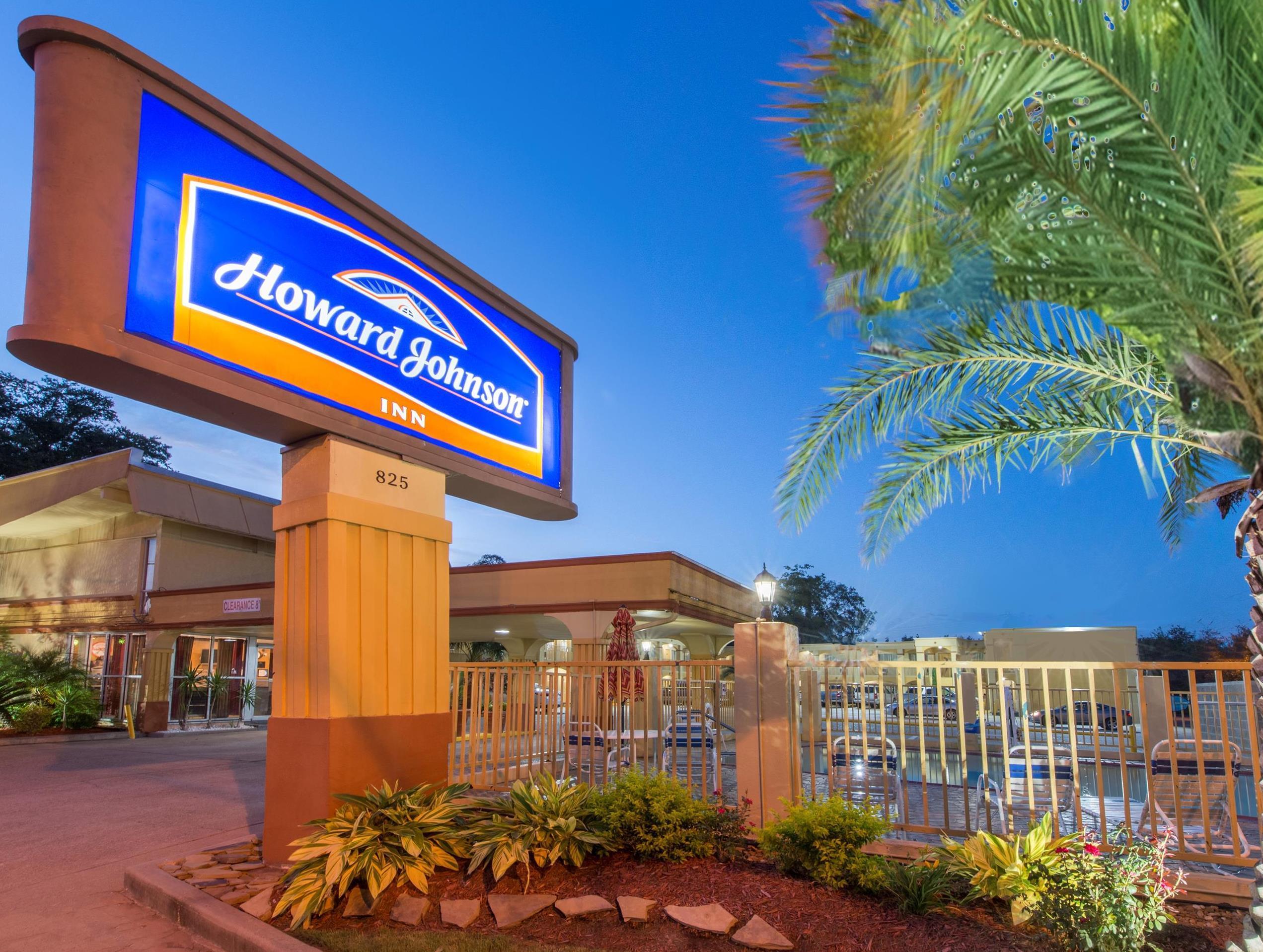 Howard Johnson By Wyndham Historic Lake Charles Exteriör bild